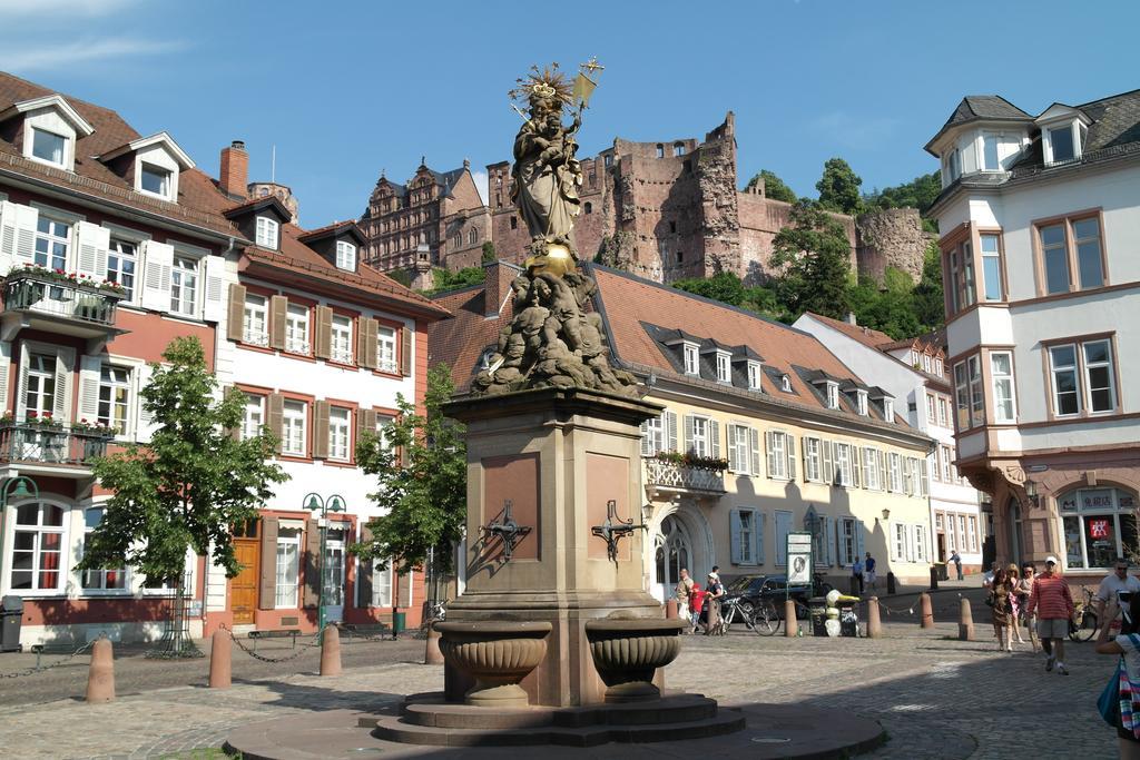 Hotel Zum Ritter St. Georg Heidelberg Bagian luar foto